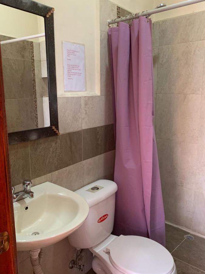Hostel Santa Canela กูเอ็งกา ภายนอก รูปภาพ