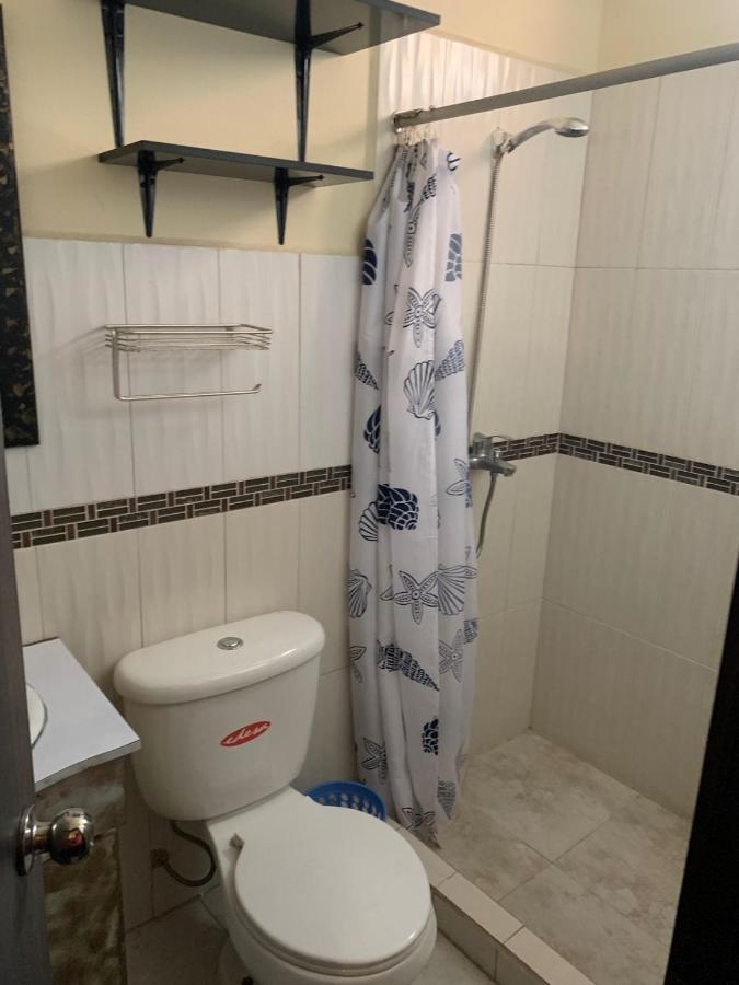 Hostel Santa Canela กูเอ็งกา ภายนอก รูปภาพ